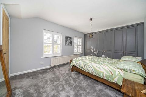 26 Rooksmead Road, Sunbury-on-thames, TW16 6PD