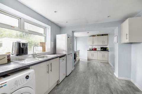 4 bedroom end of terrace house for sale, Winifred Road, Hampton TW12