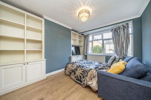 3 bedroom house to rent, French Street, Sunbury-On-Thames TW16