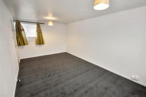 2 bedroom terraced house to rent, Bute Close, Corby NN17