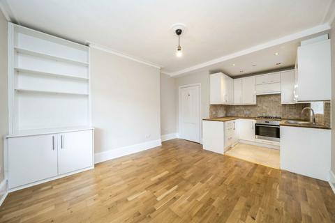 1 bedroom flat for sale, Arlington Road, Twickenham TW1