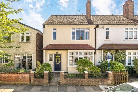 3 bedroom house for sale, Hartington Road, Twickenham TW1