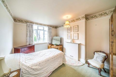 30 Hartington Road, Twickenham, TW1 3EN