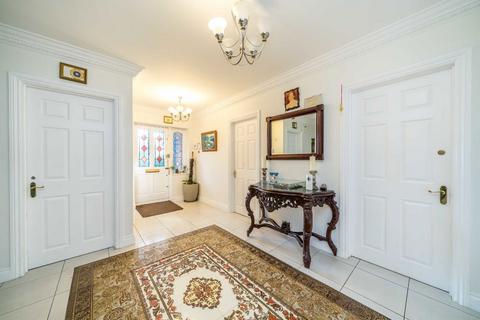 5 bedroom detached house for sale, Herm Close, Isleworth TW7