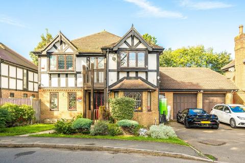 5 bedroom detached house for sale, Herm Close, Isleworth TW7