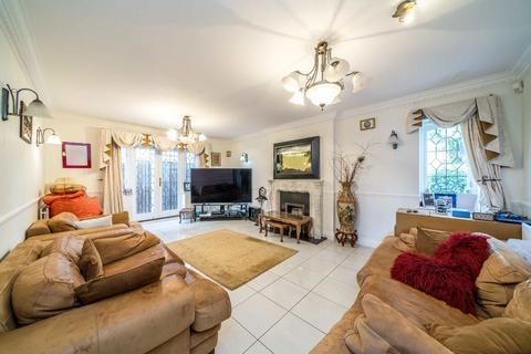 5 bedroom detached house for sale, Herm Close, Isleworth TW7