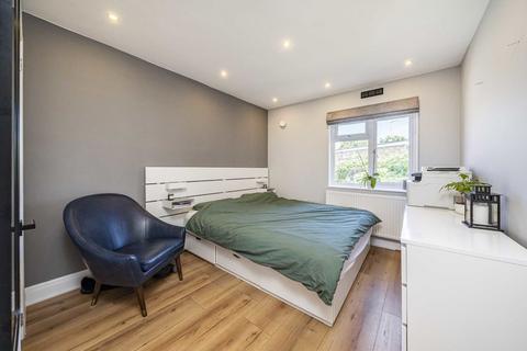 3 bedroom flat for sale, Arlington Road, Twickenham TW1