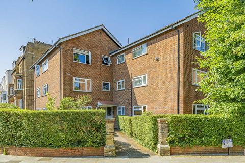 3 bedroom flat for sale, Arlington Road, Twickenham TW1