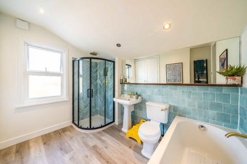 24 Napier Road, Isleworth, TW7 7HR