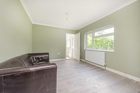 4 bedroom detached house for sale, Woodlands Grove, Isleworth TW7