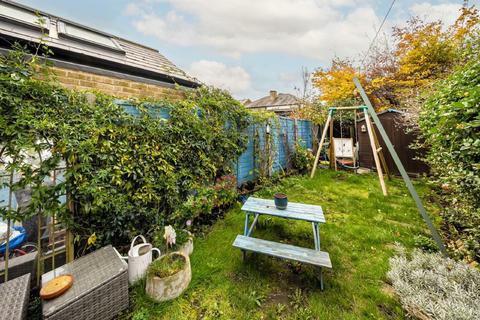 25 Linkfield Road, Isleworth, TW7 6QP