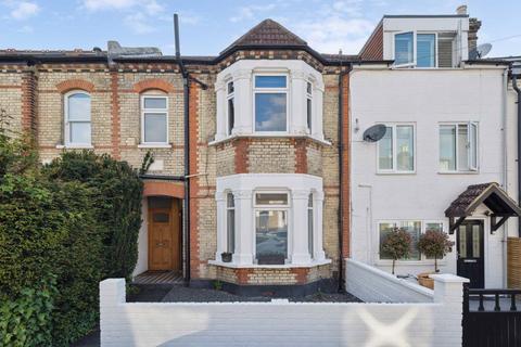 137 Haliburton Road, Twickenham, TW1 1PE