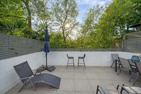 137 Haliburton Road, Twickenham, TW1 1PE