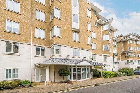 3 bedroom flat for sale, Strand Drive, Kew TW9