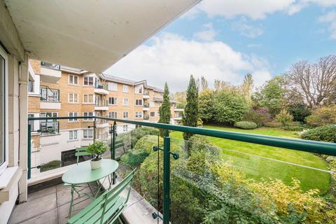 3 bedroom flat for sale, Strand Drive, Kew TW9