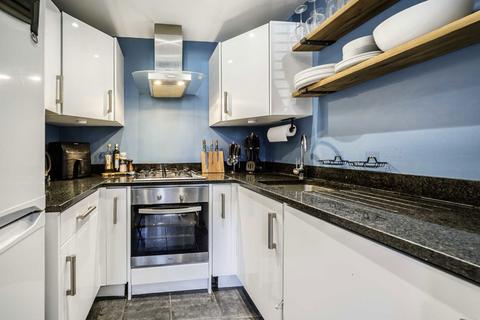 1 bedroom flat for sale, St. Margarets Road, East Twickenham TW1