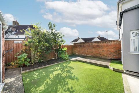 1 Worple Avenue, Isleworth, TW7 7JJ