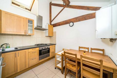 2 bedroom flat for sale, Barrow Walk, Brentford TW8