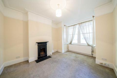 2 bedroom flat for sale, Sidney Road, Twickenham TW1