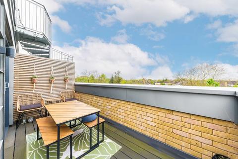 1 bedroom flat for sale, St. Johns Road, Isleworth TW7