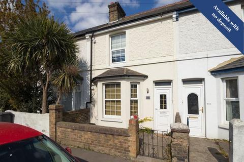 3 bedroom terraced house to rent, Mill Road, Deal, CT14