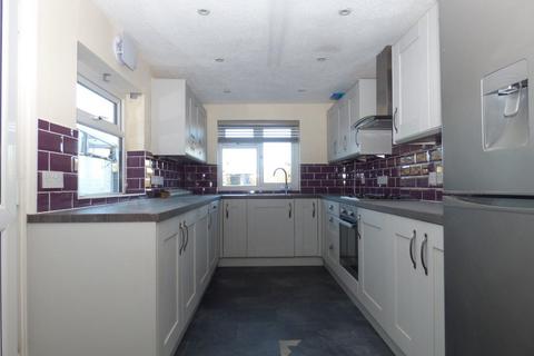 3 bedroom terraced house to rent, Mill Road, Deal, CT14