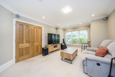 5 bedroom detached house for sale, Broom Road, Teddington TW11