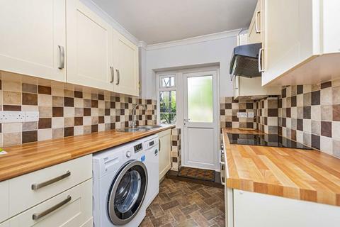 2 bedroom flat for sale, Park Road, Kingston Upon Thames KT1