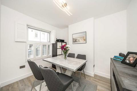 2 bedroom terraced house for sale, Church Lane, Teddington TW11