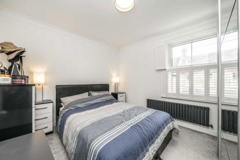 2 bedroom terraced house for sale, Church Lane, Teddington TW11