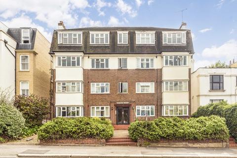 3 bedroom flat for sale, St. Mark's Hill, Surbiton KT6