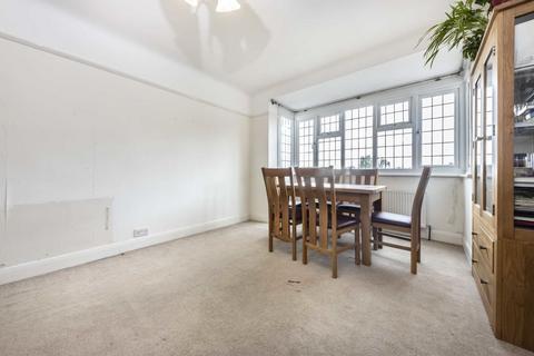 3 bedroom flat for sale, St. Mark's Hill, Surbiton KT6