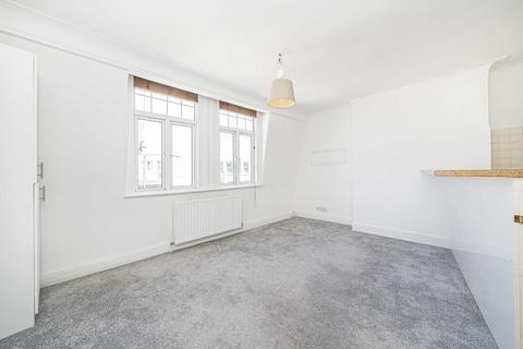 1 bedroom flat for sale, Broad Street, Teddington TW11