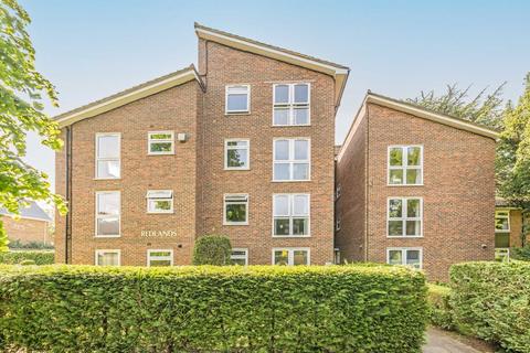 1 bedroom flat for sale, Cromwell Road, Teddington TW11