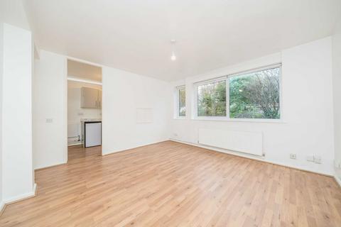 1 bedroom flat for sale, Church Grove, Kingston Upon Thames KT1