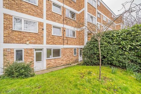 Flat 1, Heron House Church Grove, Kingston Upon Thames, KT1 4AR