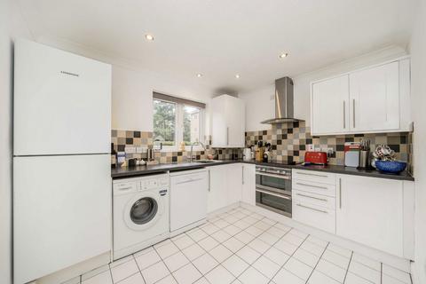 2 bedroom flat for sale, Trematon Place, Teddington TW11