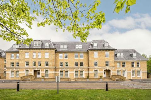 1 bedroom flat for sale, Langdon Park, Teddington TW11