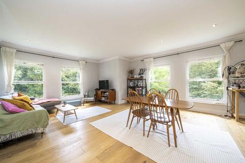 1 bedroom flat for sale, Langdon Park, Teddington TW11