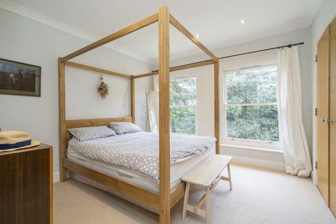 1 bedroom flat for sale, Langdon Park, Teddington TW11