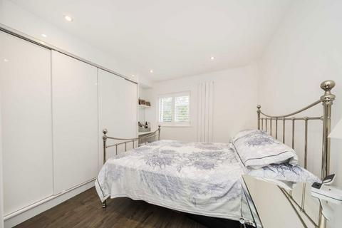 23 Sydney Road, Teddington, TW11 8PQ