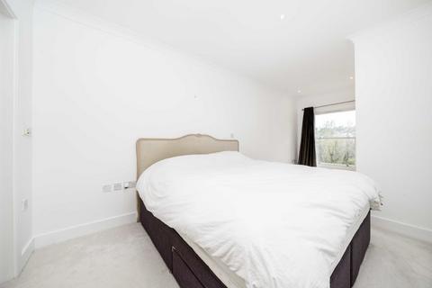 2 bedroom flat for sale, Langdon Park, Teddington TW11