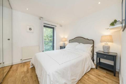 1 bedroom flat for sale, Cromwell Road, Teddington TW11