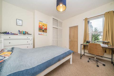 175 Elm Road, Kingston Upon Thames, KT2 6HY