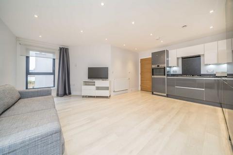 1 bedroom flat for sale, Somerset Road, Teddington TW11