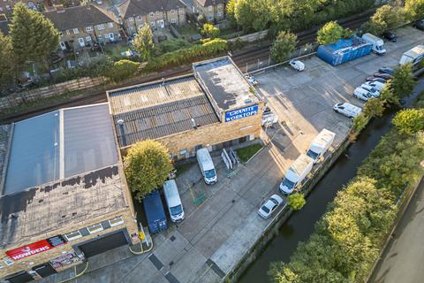 Warehouse for sale, Unit 16, Bellingham Trading Estate, Franthorne Way, London, Greater London