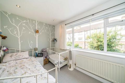 2 bedroom terraced house for sale, Brinsworth Close, Twickenham TW2