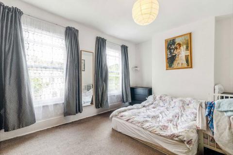 4 bedroom house for sale, Parkside Road, Hounslow TW3