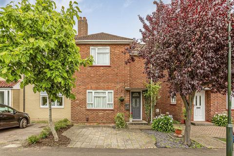 3 bedroom semi-detached house for sale, Mill Farm Crescent, Hounslow TW4