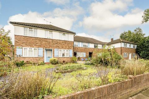 2 bedroom maisonette for sale, Manor Road, Twickenham TW2